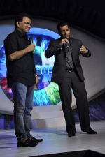 Salman Khan at the Launch of Bigg Boss 6 in Mumbai on 16th Sept 2012 (74).JPG
